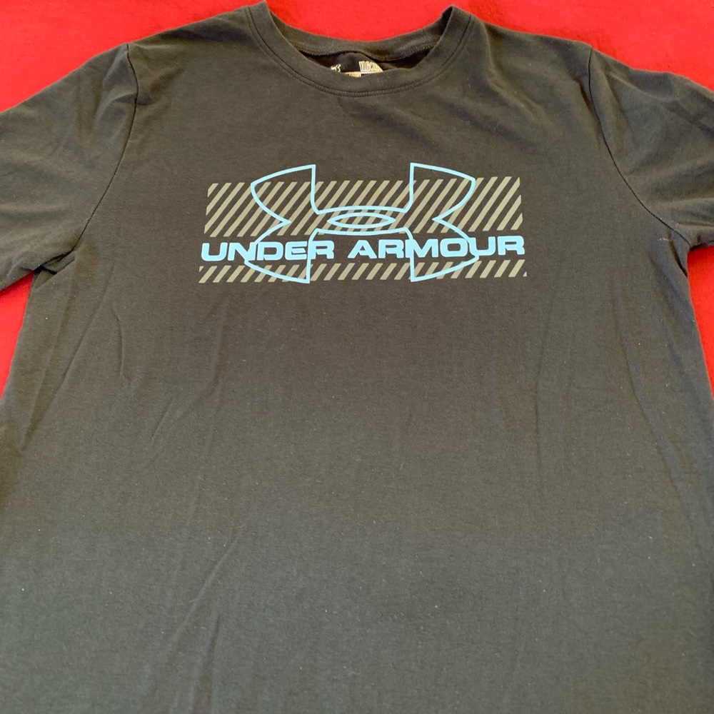 Under Armour Boys 14-16 Tee